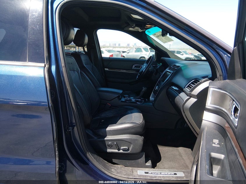 2016 Ford Explorer Platinum