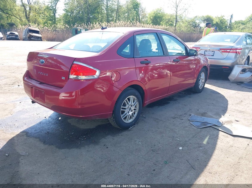 Vin: 1fahp3fn5bw108607, lot: 45384463, ford focus se 20114