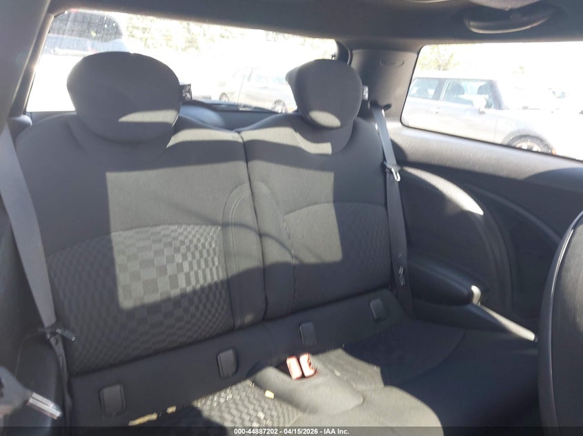 2007 Mini Cooper S VIN: WMWMF73507TV30698 Lot: 44887202