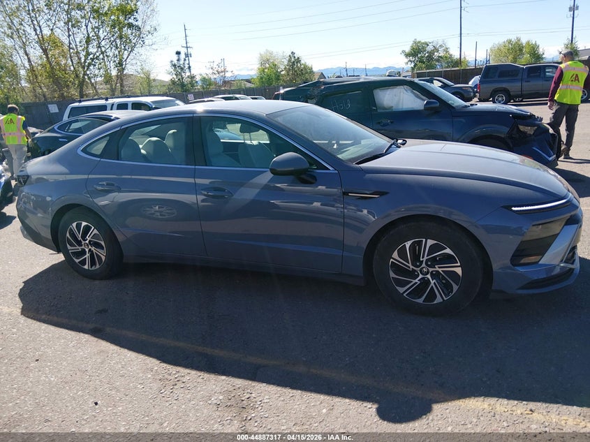 2026 Hyundai Sonata Hybrid Blue VIN: KMHL24JJ0TA136600 Lot: 44887317