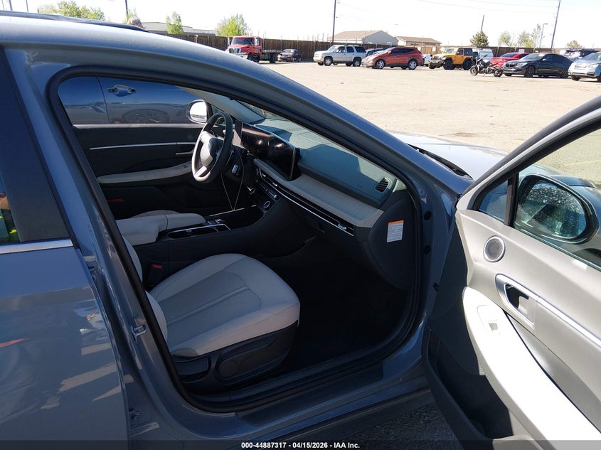 2026 Hyundai Sonata Hybrid Blue