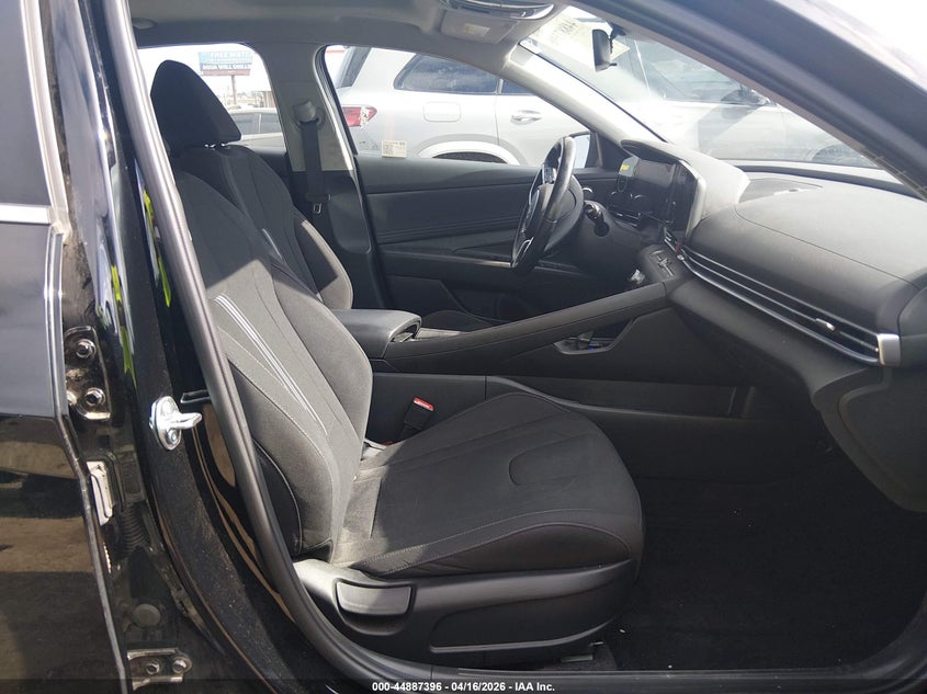 VIN KMHLS4DG9SU911506 2025 HYUNDAI ELANTRA SEL CONVENIENCE
