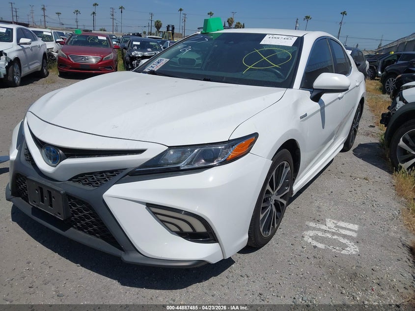 2020 Toyota Camry Se Hybrid