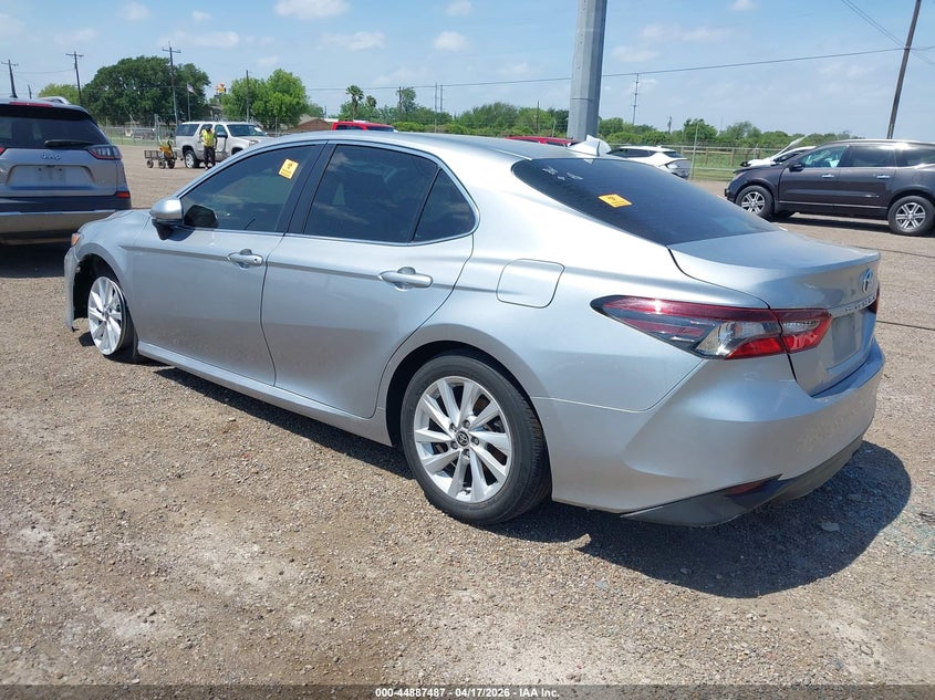 2022 TOYOTA CAMRY auction photo 3