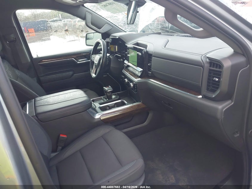 2024 Gmc SIERRA 5.3 1500 4Wd Short Box Elevation With 3Sb grey Lot 111044887682 Vin 3GTUUCED7RG393099