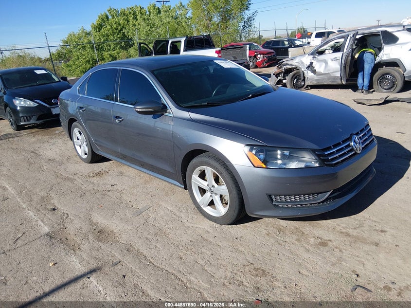 2012 Volkswagen Passat 2.0L Tdi Se