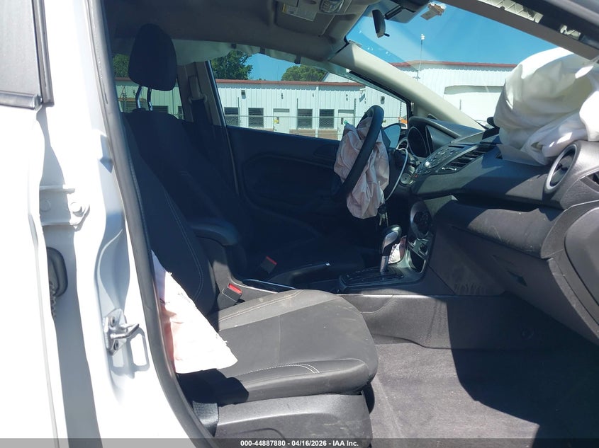 2018 Ford Fiesta 1.6 Se white Lot 111044887880 Vin 3FADP4EJ1JM110629