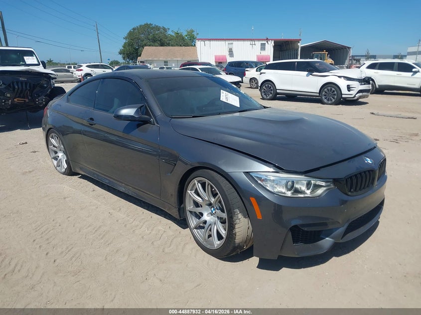 2015 BMW M4 auction photo 1