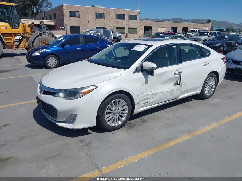 2013 Toyota Avalon Hybrid Limited