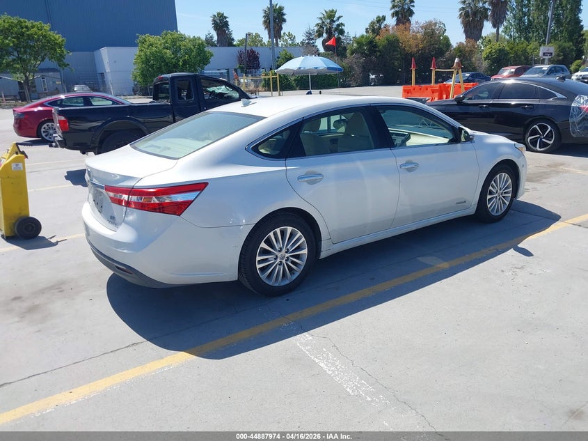 2013 Toyota Avalon Hybrid Limited
