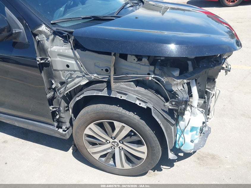 2024 Mitsubishi Outlander Sport 2.0 Es Awc/2.0 Le Awc/2.0 Ralliart Awc/2.0 S Awc/2.0 Se Awc/2.0 Trail Edition Awc VIN: JA4ARUAU7RU020647 Lot: 44887979