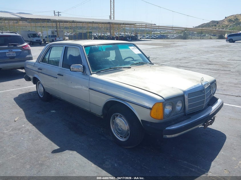 1979 Mercedes-Benz 300D