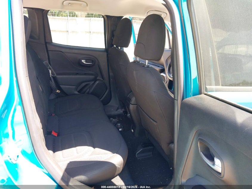 2022 JEEP RENEGADE auction photo 8