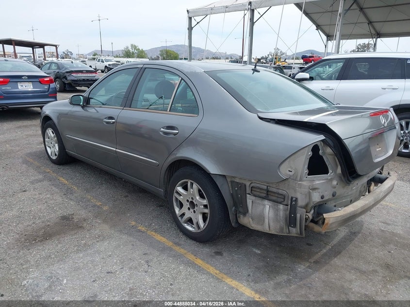 2005 Mercedes-Benz E 320