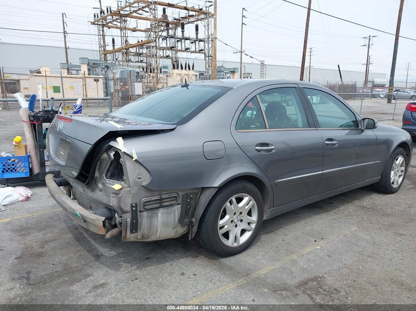 2005 Mercedes-Benz E 320