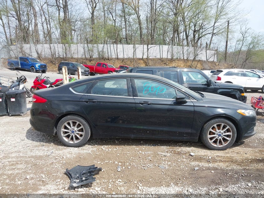 2017 Ford Fusion Se VIN: 3FA6P0HD9HR250884 Lot: 44888040