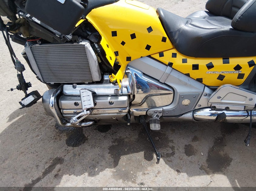 2010 Honda Gl1800 VIN: 1HFSC47H1AA904833 Lot: 44888046