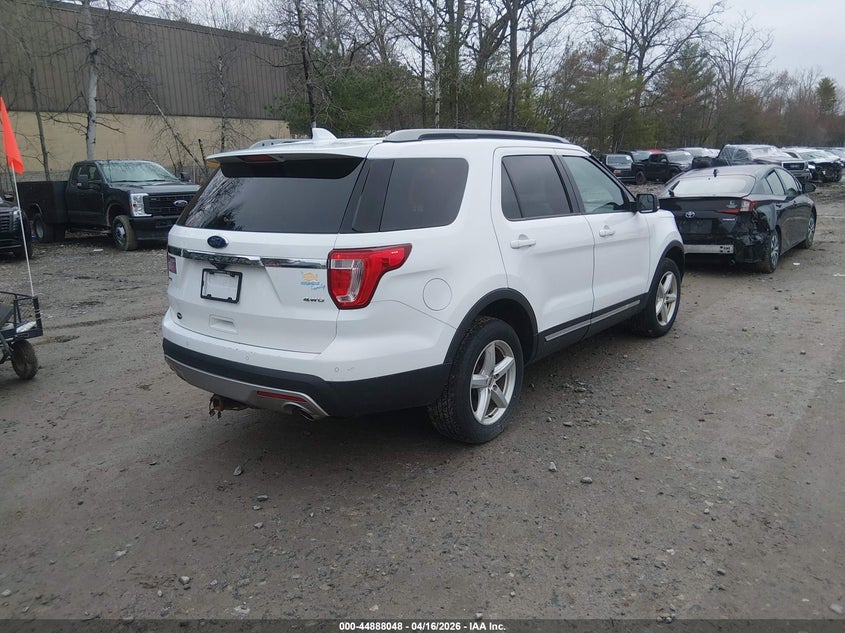 2017 Ford Explorer 3.5 Xlt white Lot 111044888048 Vin 1FM5K8D89HGD43970