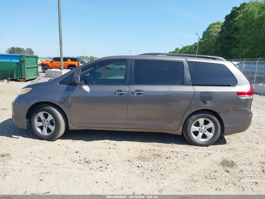 2011 Toyota Sienna Le V6 VIN: 5TDKK3DC3BS135031 Lot: 44888080