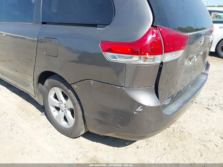 2011 Toyota Sienna Le V6 VIN: 5TDKK3DC3BS135031 Lot: 44888080