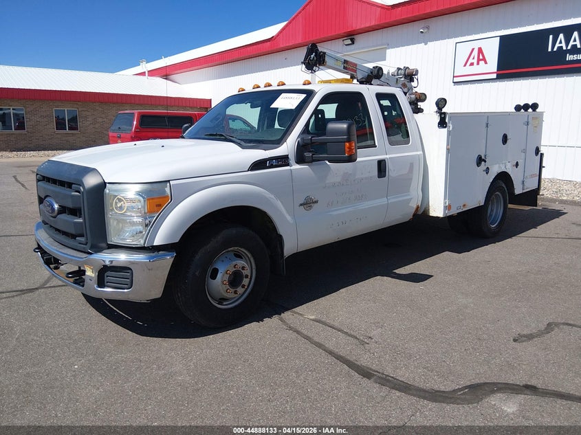 2012 Ford F-350 Chassis Xl