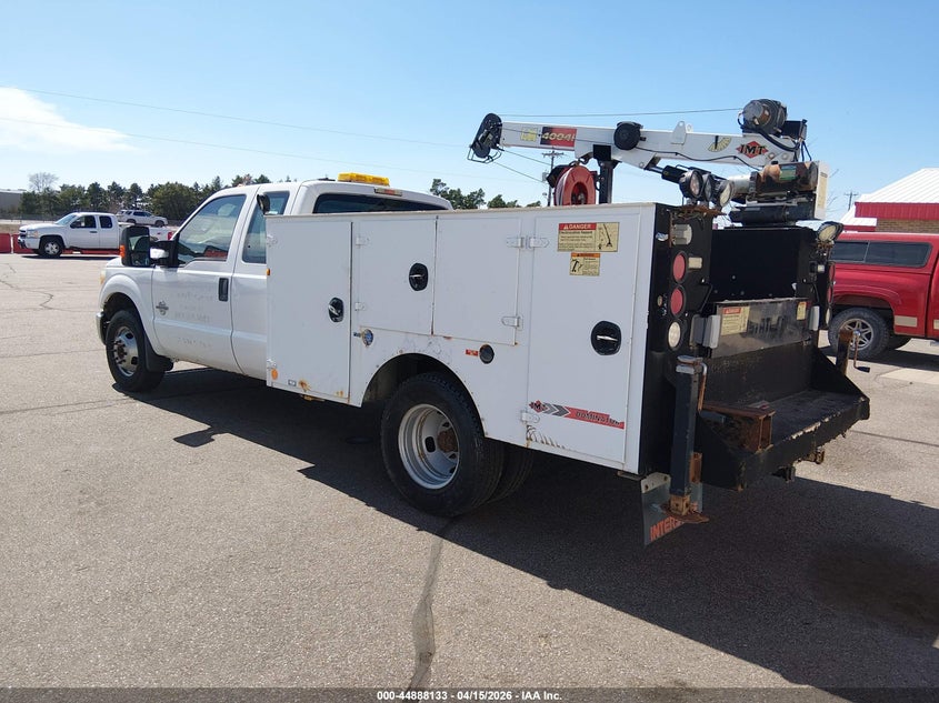 2012 Ford F-350 Chassis Xl