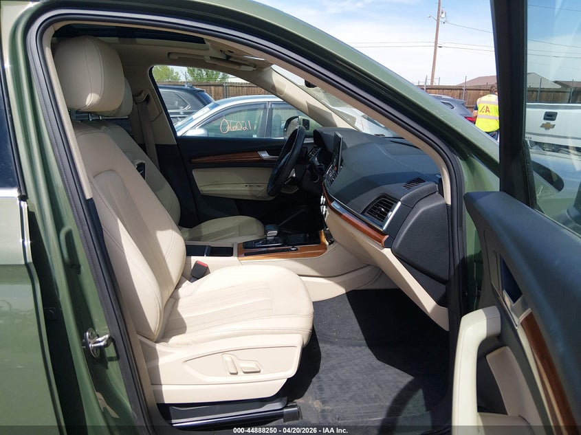 2021 AUDI Q5 auction photo 5