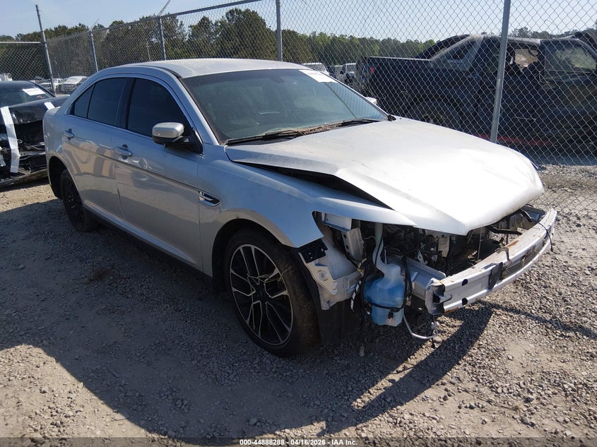 2017 Ford Taurus Sel