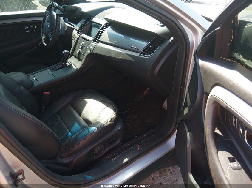 2017 Ford Taurus Sel