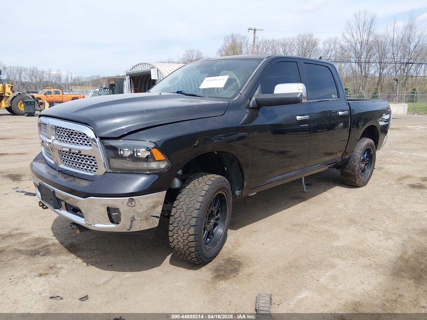 Vin: 1c6rr7nm9gs366112, lot: 45385660, ram 1500 laramie 20162