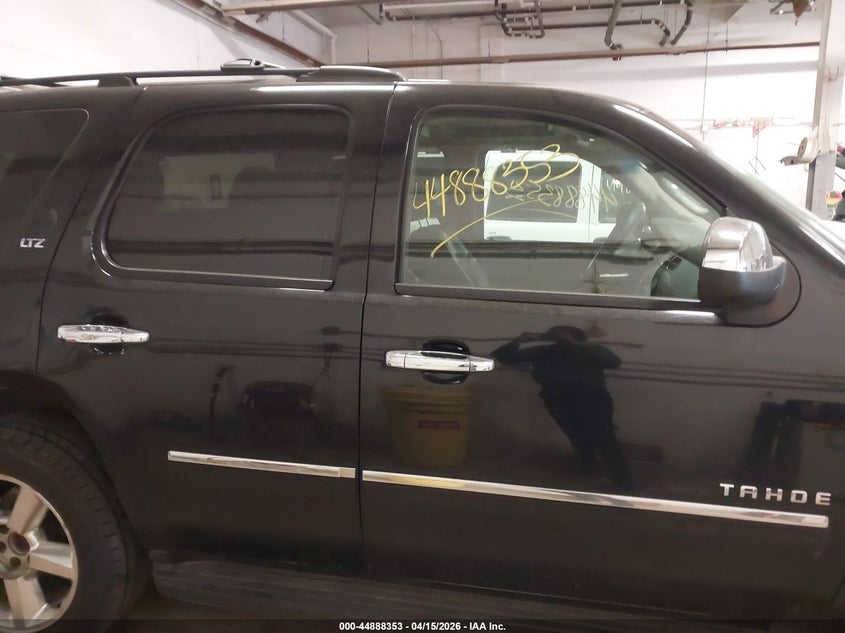 2011 Chevrolet Tahoe Ltz VIN: 1GNSKCE09BR276146 Lot: 44888353