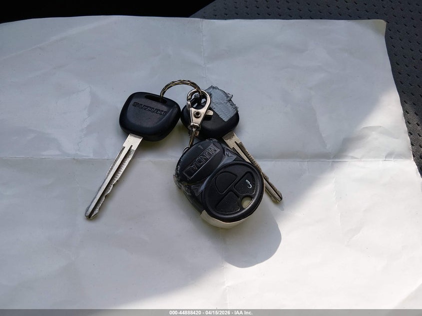 2005 Suzuki Grand Vitara Ex/Lx VIN: JS3TE62V254203239 Lot: 44888420