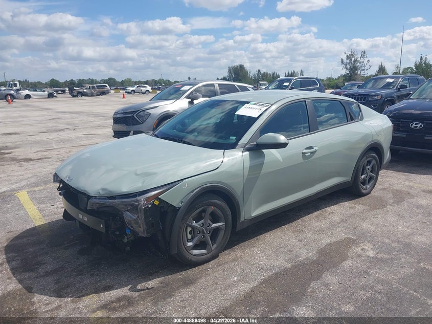 Vin: 3kpft4de2te301699, lot: 45385844, kia k4 lxs 20262