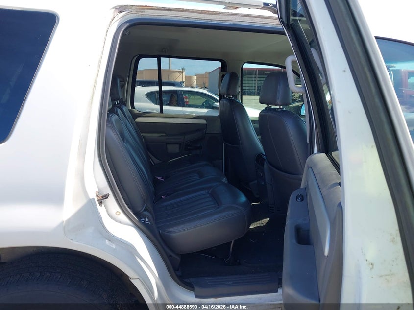 2002 Mercury Mountaineer VIN: 4M2ZU86W02ZJ28043 Lot: 44888590