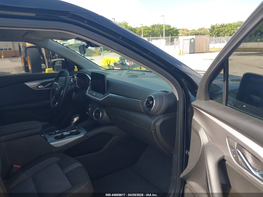 2025 Chevrolet Blazer Awd 2Lt