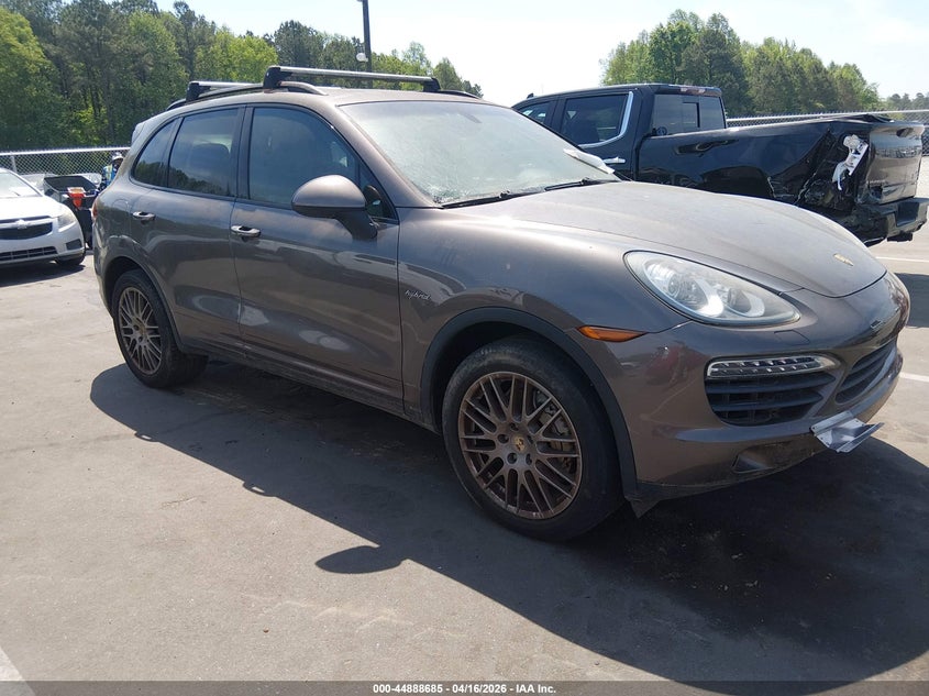 2011 Porsche Cayenne Hybrid S