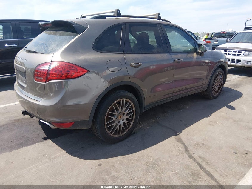 2011 Porsche Cayenne Hybrid S