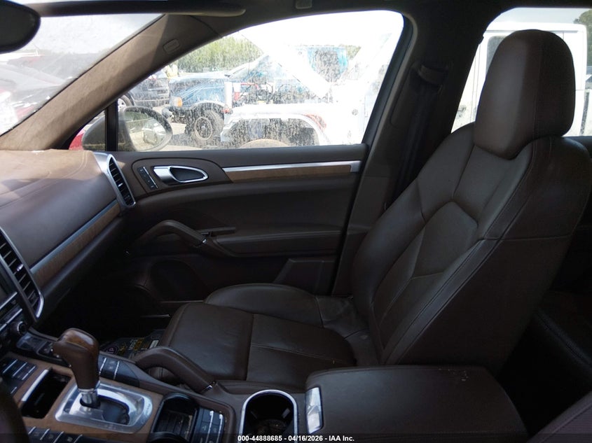 2011 Porsche Cayenne Hybrid S