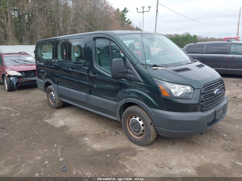 2017 Ford Transit-150 Xl