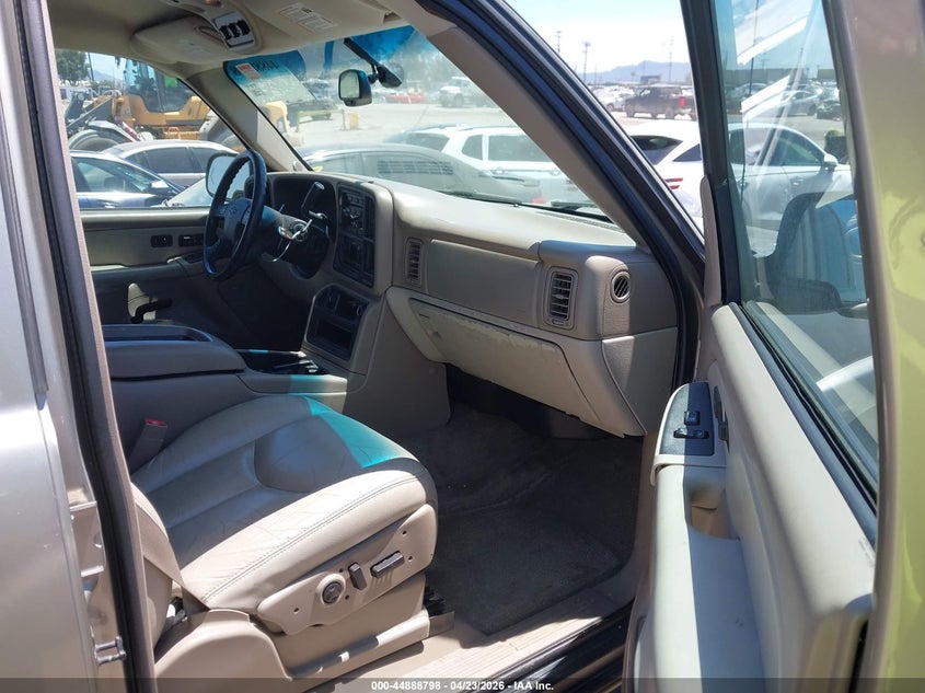 2003 Chevrolet Suburban 1500 Lt