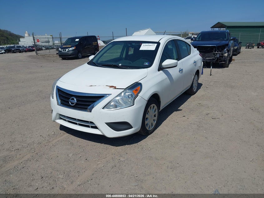 2016 Nissan Versa