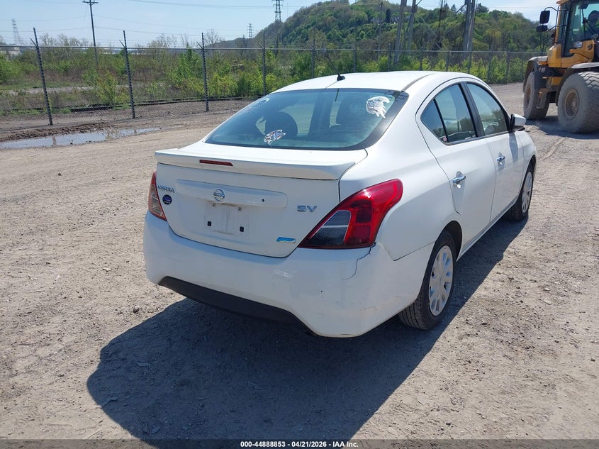 2016 Nissan Versa
