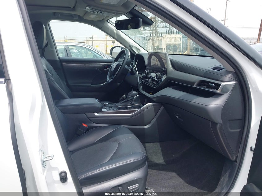 2023 TOYOTA HIGHLANDER SPORT UTILITY VEHICLE 2.4L I-4 DI, DOHC, VVT, TURBO, 265HP