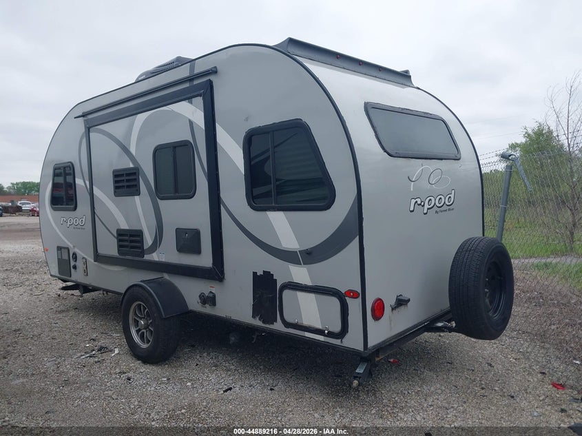 2019 FOREST RIVER R-POD RP189 auction photo 3