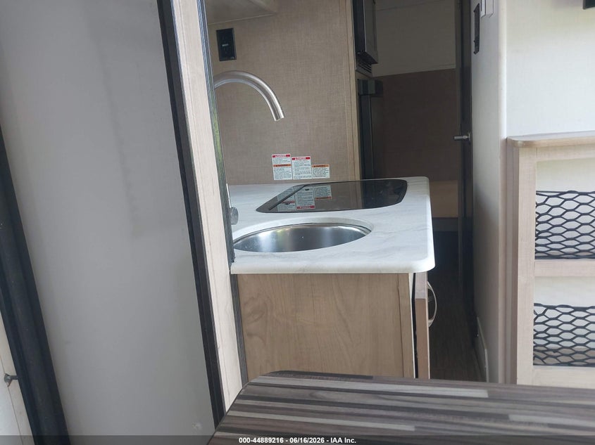 2019 FOREST RIVER R-POD RP189 auction photo 8