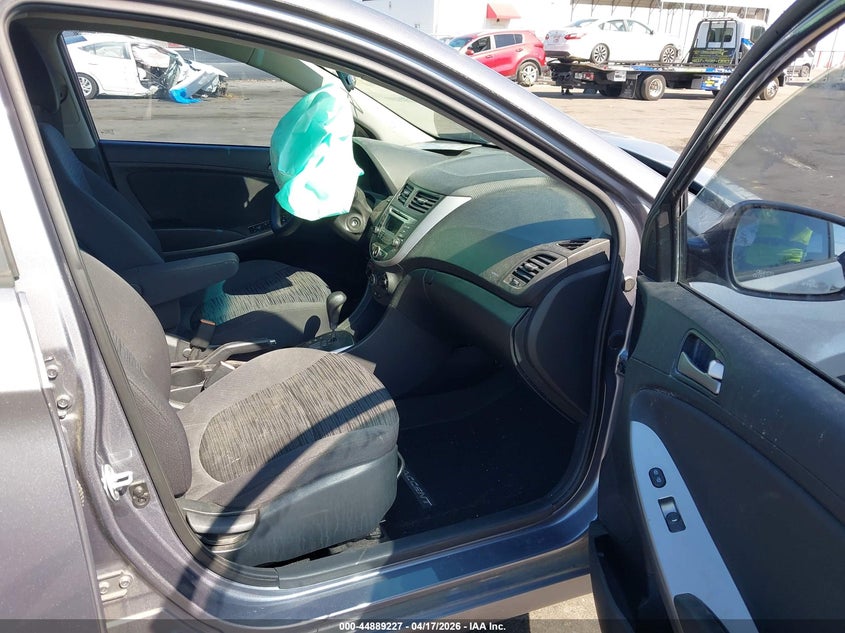 VIN KMHCT5AE1HU345727 2017 HYUNDAI ACCENT SE