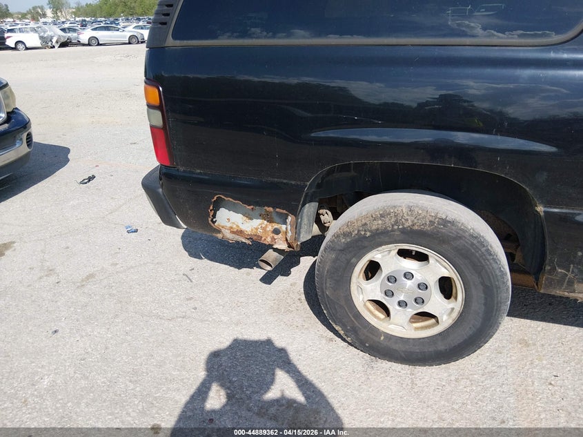2006 Chevrolet Suburban 1500 Ls VIN: 3GNFK16Z76G107445 Lot: 44889362