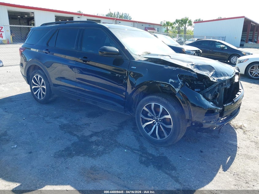 2022 Ford Explorer St-Line