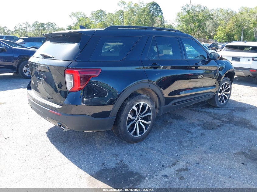 2022 Ford Explorer St-Line