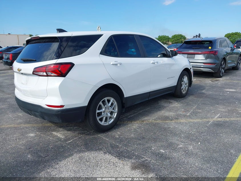 2024 CHEVROLET EQUINOX auction photo 4